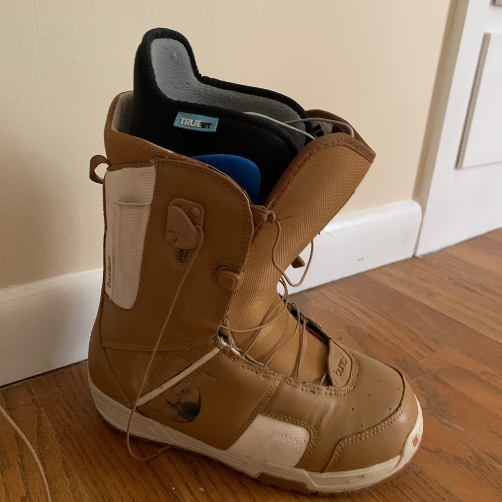 Tan Mint Burton Snowboard Boots